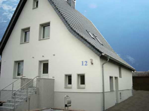 Haus mit W&auml;rmed&auml;mmung